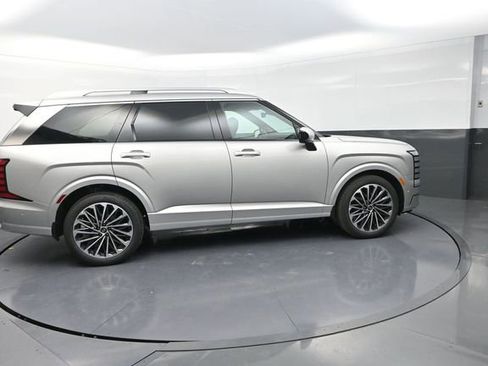 New 2026 Hyundai Palisade Calligraphy FWD image 9