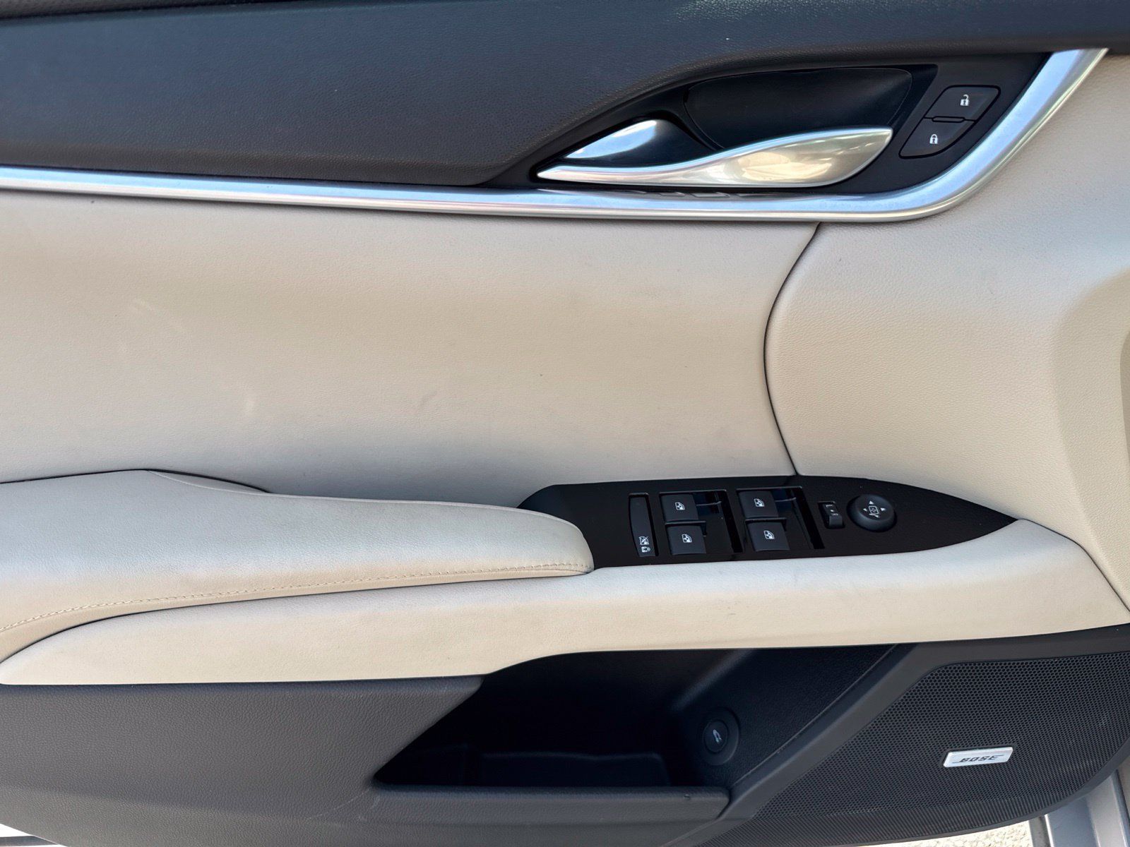 Used 2019 Cadillac XTS FWD image 17