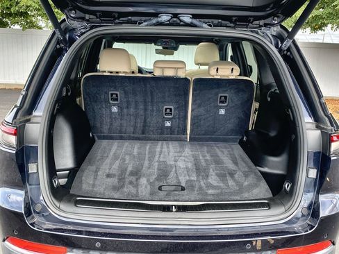 Certified 2024 Jeep Grand Cherokee Limited w/ Luxury Tech Group II image 23