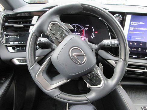 Used 2024 Lexus RX 350 Premium Plus image 34