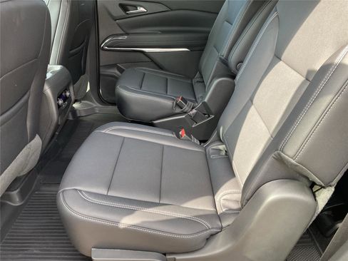 New 2026 Chevrolet Traverse LT image 29