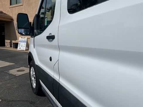 Used 2022 Ford Transit 350 XLT RWD image 29