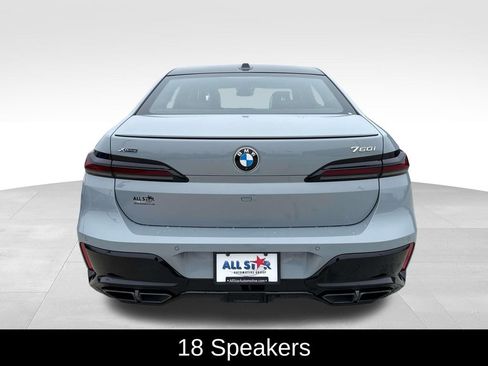 Used 2025 BMW 760i xDrive w/ Executive Package image 7