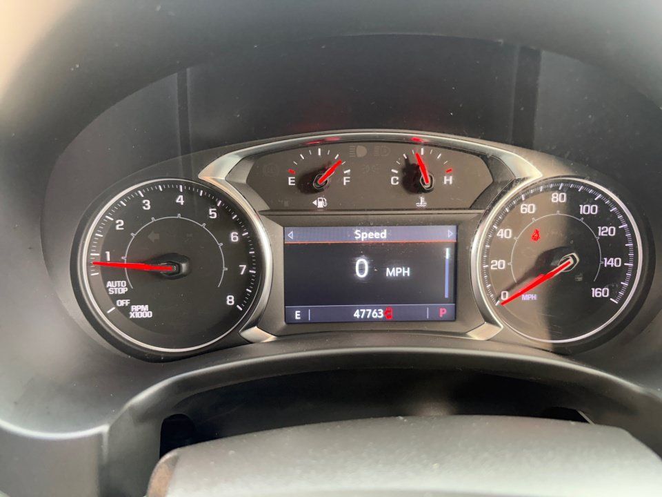 Used 2024 GMC Terrain SLT FWD image 11