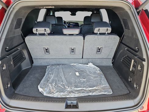 Certified 2024 Chevrolet Traverse RS w/ LPO, Floor Liner Package image 13