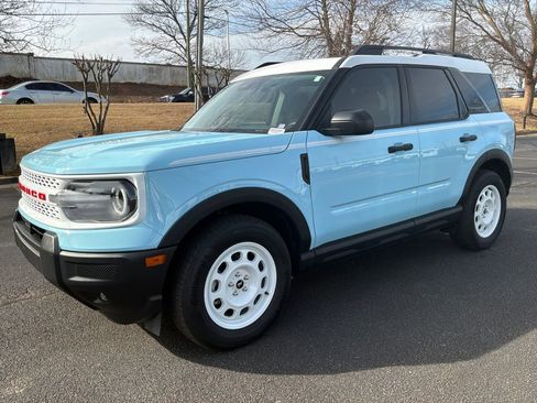 Used 2025 Ford Bronco Sport Heritage w/ Convenience Package image 3