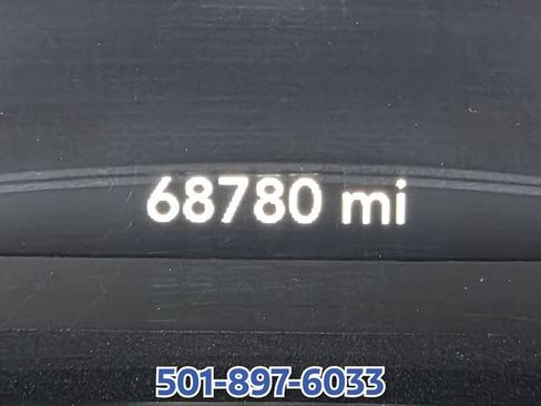 Used 2022 Chrysler Voyager LX FWD image 23