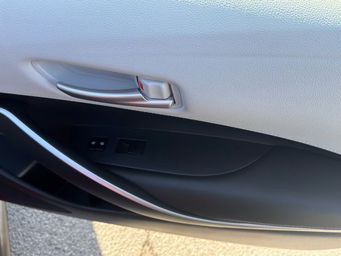 Used 2020 Toyota Corolla SE image 29