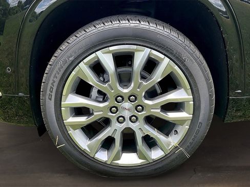 New 2024 GMC Acadia Denali w/ Super Cruise Package image 13