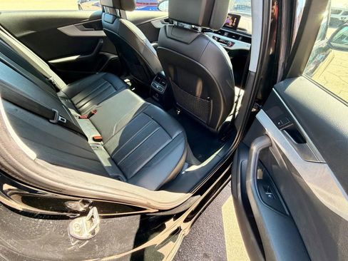 Used 2017 Audi A4 2.0T Premium image 7