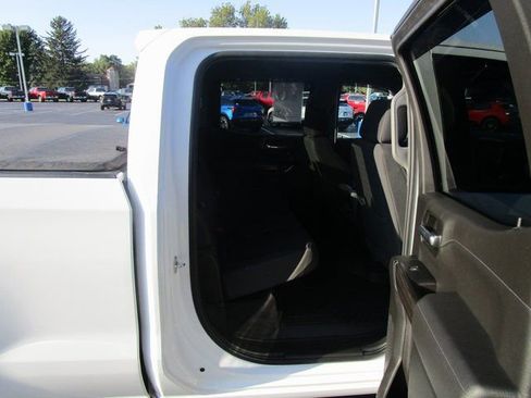 Used 2022 Chevrolet Silverado 1500 LT Trail Boss w/ Bed Protection Package image 23