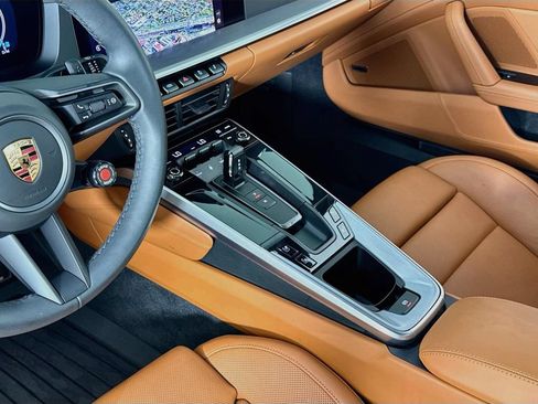 Certified 2025 Porsche 911 Carrera RWD image 16