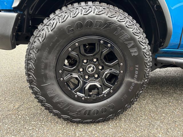 Used 2023 Ford Bronco Wildtrak AWD/4WD image 24