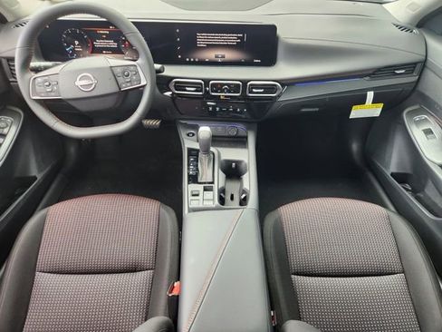 New 2026 Nissan Sentra SR w/ Floor Mat Package FWD image 20