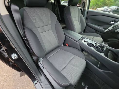 Certified 2026 Nissan Rogue SV AWD/4WD image 26