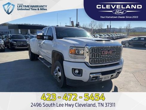 Used 2019 GMC Sierra 3500 Denali w/ Duramax Plus Package image 1