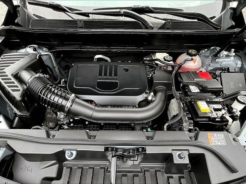 Certified 2023 GMC Acadia SLE w/ Driver Convenience Package image 25