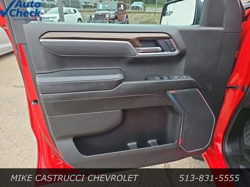 Used 2025 Chevrolet Silverado 1500 LT AWD/4WD image 23