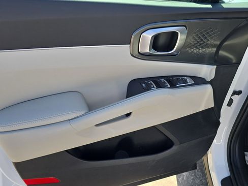 New 2026 Kia Sorento EX image 18