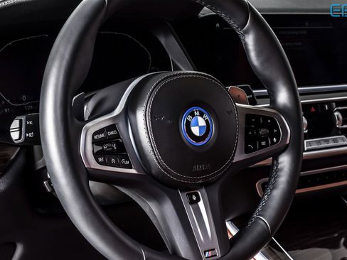 Used 2023 BMW X5 xDrive45e w/ Executive Package image 19