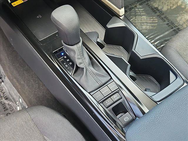 Used 2025 Toyota Camry LE FWD image 17