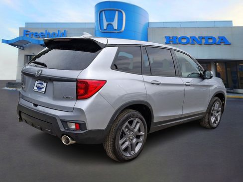 Used 2023 Honda Passport EX-L image 7