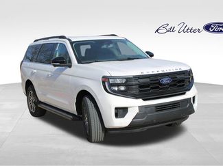 New 2026 Ford Expedition Active video 2