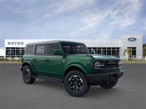 New 2025 Ford Bronco Outer Banks image 7