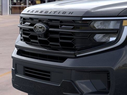 New 2026 Ford Expedition Max Platinum w/ Stealth Performance Package AWD/4WD image 18