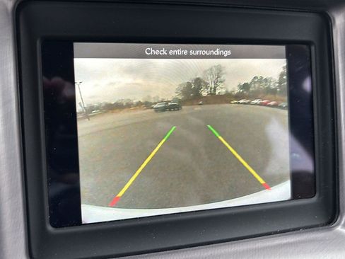 Used 2020 Dodge Charger SXT image 12