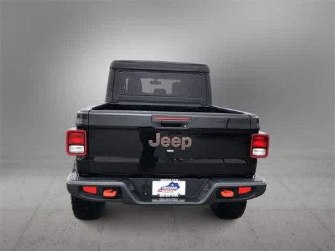 Used 2023 Jeep Gladiator Mojave image 5
