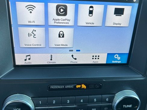 Used 2019 Ford Expedition Max XLT image 18