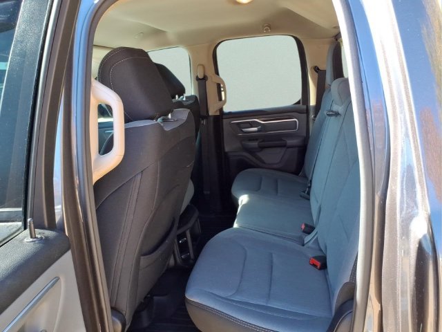 Used 2020 RAM 1500 Big Horn AWD/4WD image 11