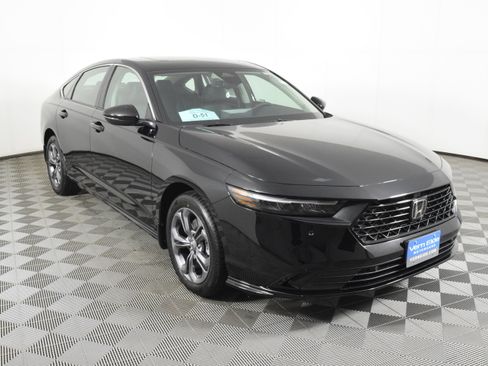 New 2026 Honda Accord EX-L image 4