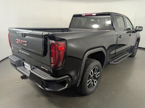 Used 2022 GMC Sierra 1500 AT4 image 8