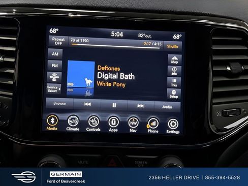 Used 2022 Jeep Grand Cherokee Laredo X AWD/4WD image 13