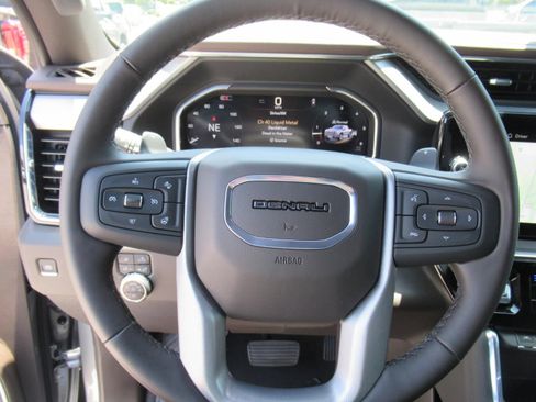 Used 2026 GMC Sierra 1500 Denali w/ Denali Reserve Package AWD/4WD image 22