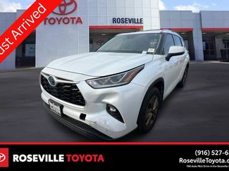 Used 2022 Toyota Highlander Bronze Edition video 1