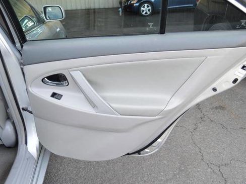 Used 2009 Toyota Camry Hybrid image 45