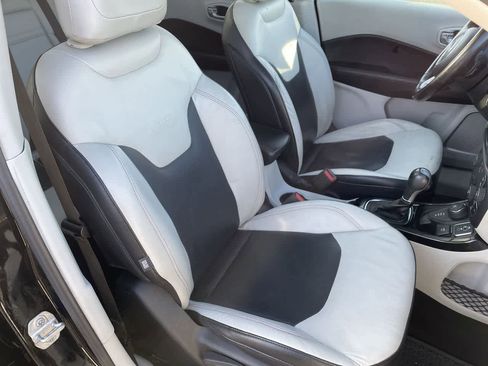 Used 2018 Jeep Compass Limited w/ Navigation Group image 14