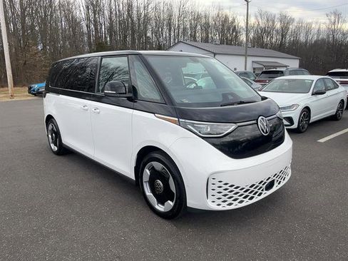New 2025 Volkswagen ID. Buzz Pro S image 4