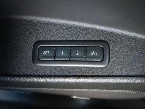 Used 2016 Chevrolet Tahoe LT AWD/4WD image 31