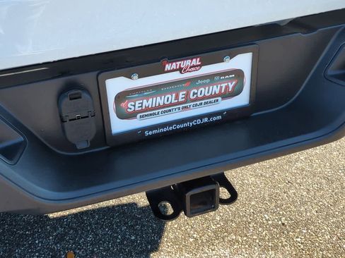 Used 2022 Jeep Gladiator Sport image 34