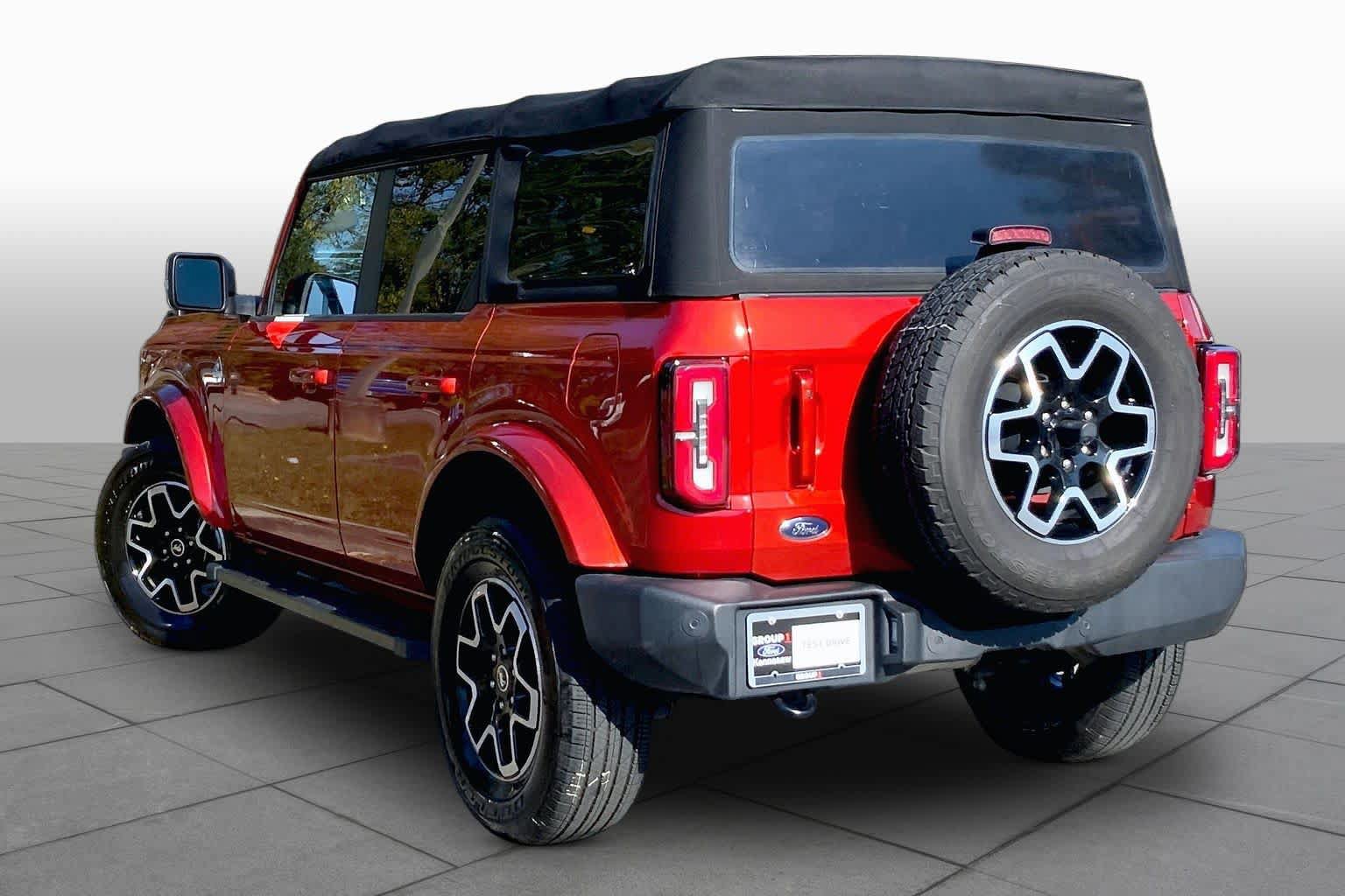 Used 2022 Ford Bronco Outer Banks AWD/4WD image 11