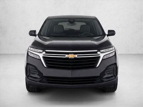 Used 2023 Chevrolet Equinox LS FWD image 2
