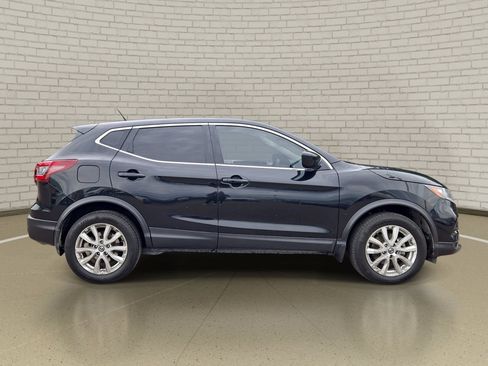 Used 2021 Nissan Rogue Sport S FWD image 4