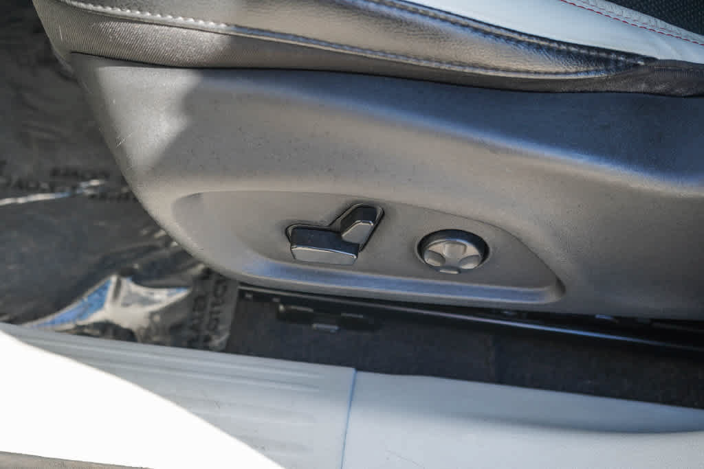 Used 2021 Jeep Compass Limited FWD image 23