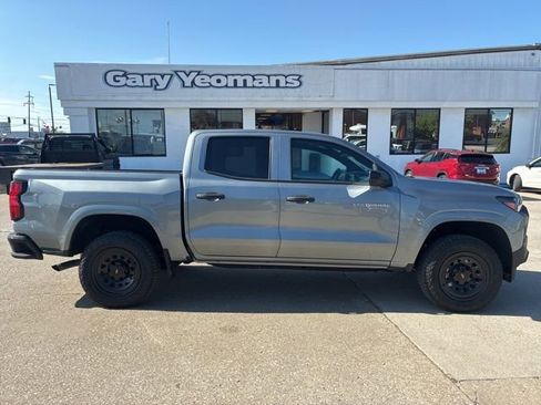 Used 2023 Chevrolet Colorado W/T image 8