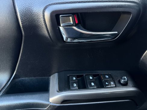 Used 2021 Toyota Tacoma TRD Pro AWD/4WD image 10