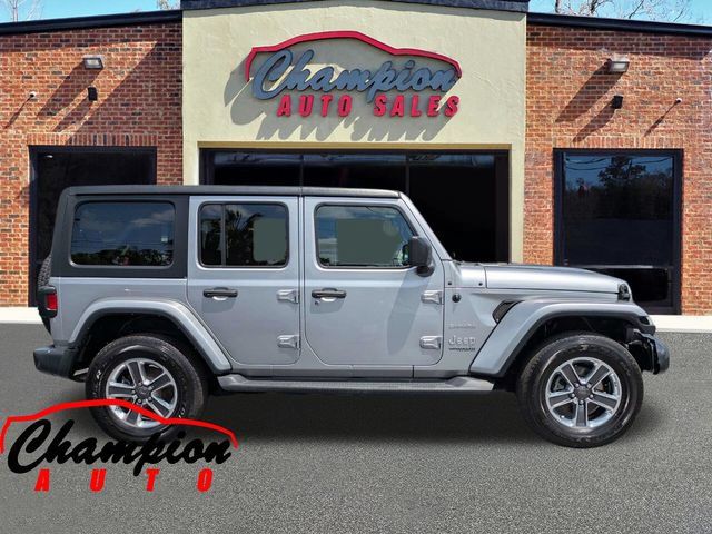 Used 2018 Jeep Wrangler Unlimited Sahara AWD/4WD image 3